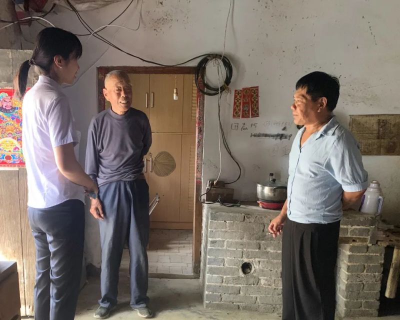 中威集团 | 中秋佳节送温暖，孤寡老人展笑颜